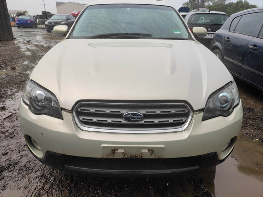 #677 SUBARU OUTBACK 2004 FOR PARTS