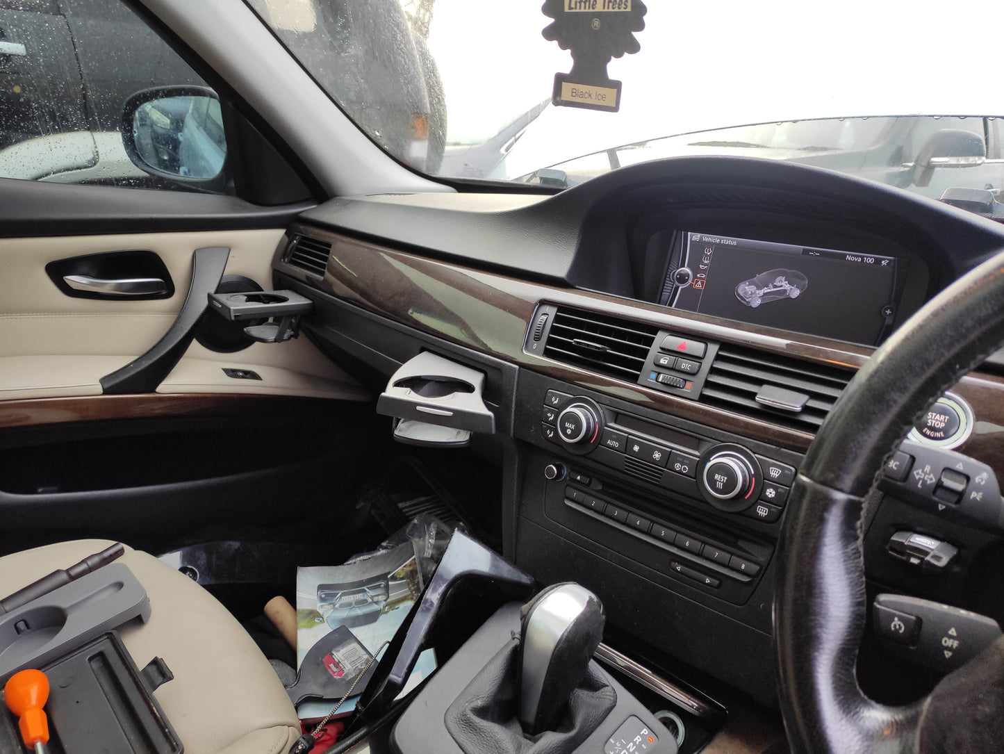 #183 BMW E90 2008 FOR PARTS