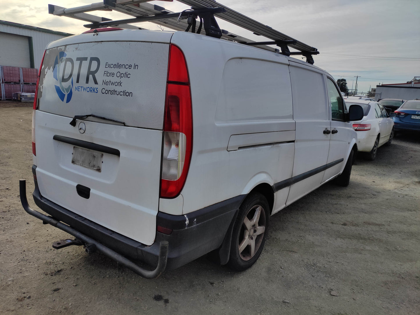 #274 MERCEDES BENZ MIXTO VITO  2006 FOR PARTS