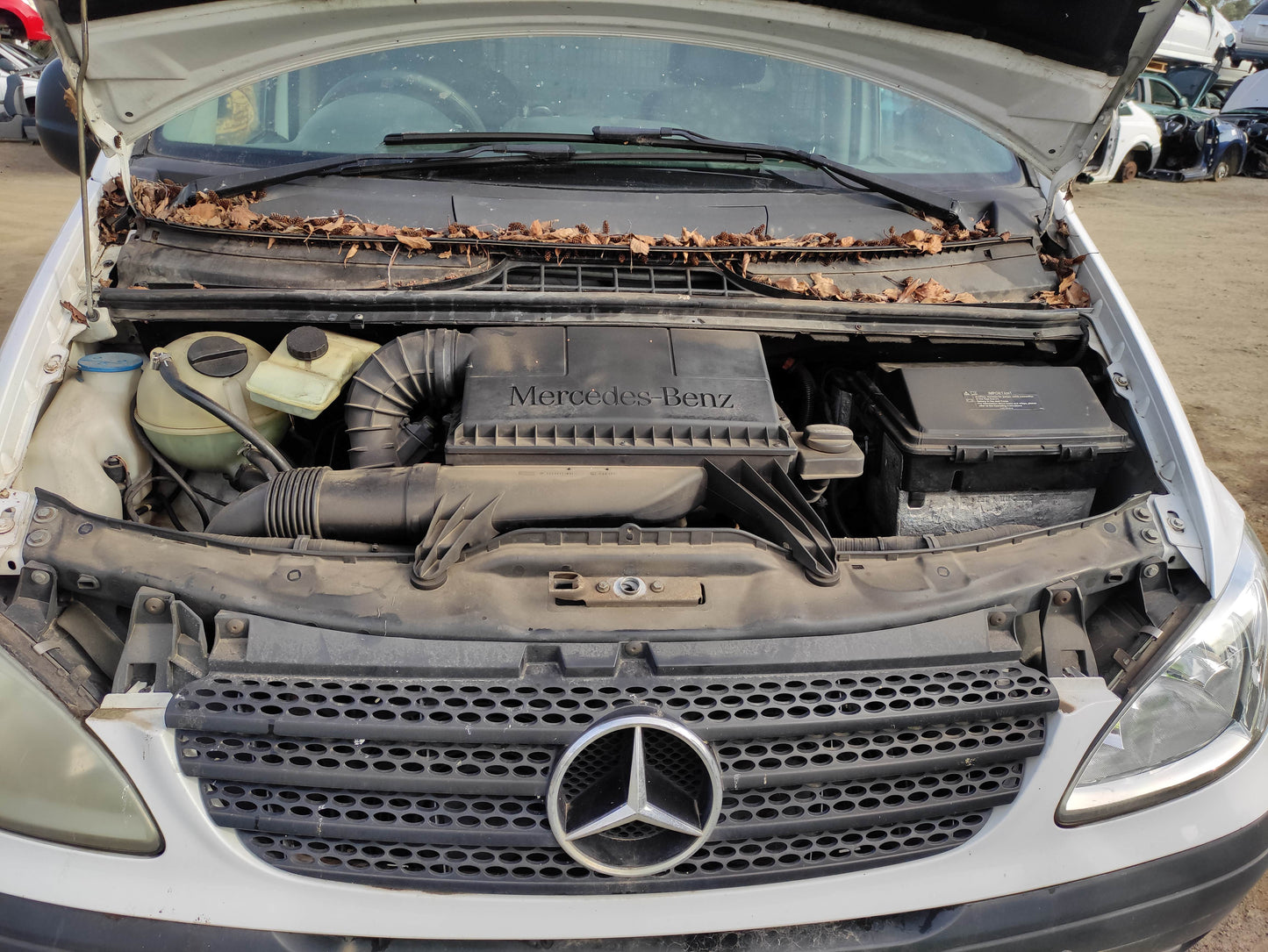 #274 MERCEDES BENZ MIXTO VITO  2006 FOR PARTS
