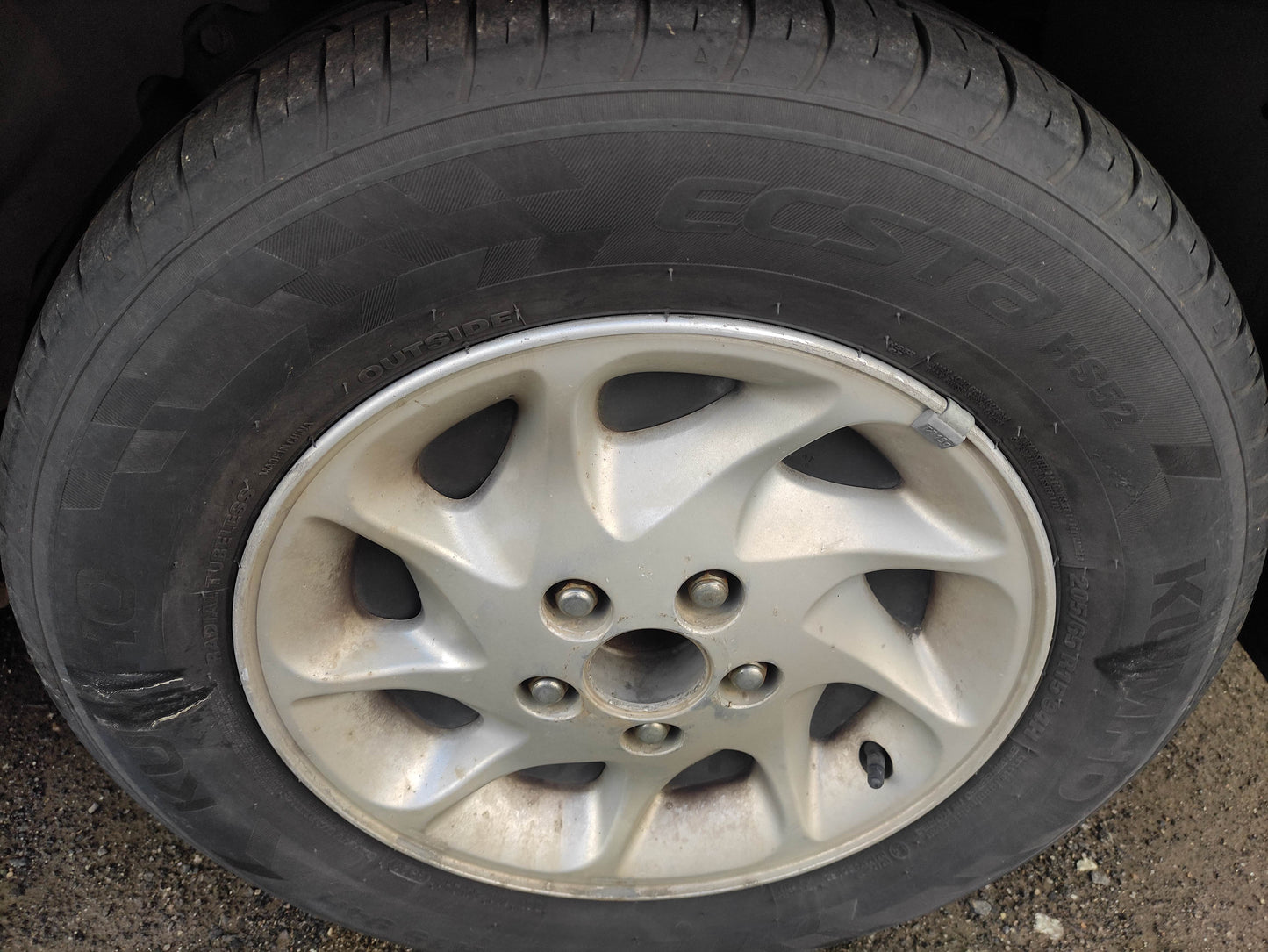 #350 FORD FAIRMONT  FITS 1998 TO 2002 FOR PARTS