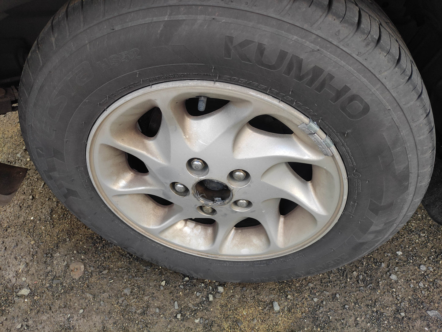 #350 FORD FAIRMONT  FITS 1998 TO 2002 FOR PARTS