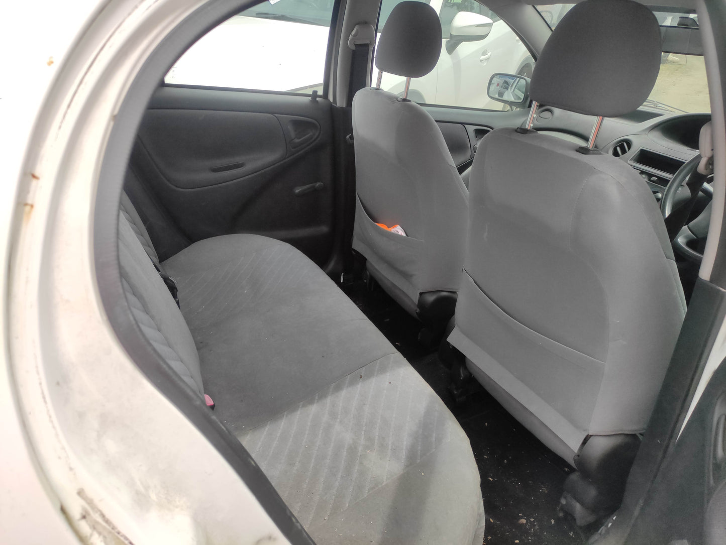 #517 TOYOTA ECHO  FITS 1999 TO 2005 FOR PARTS