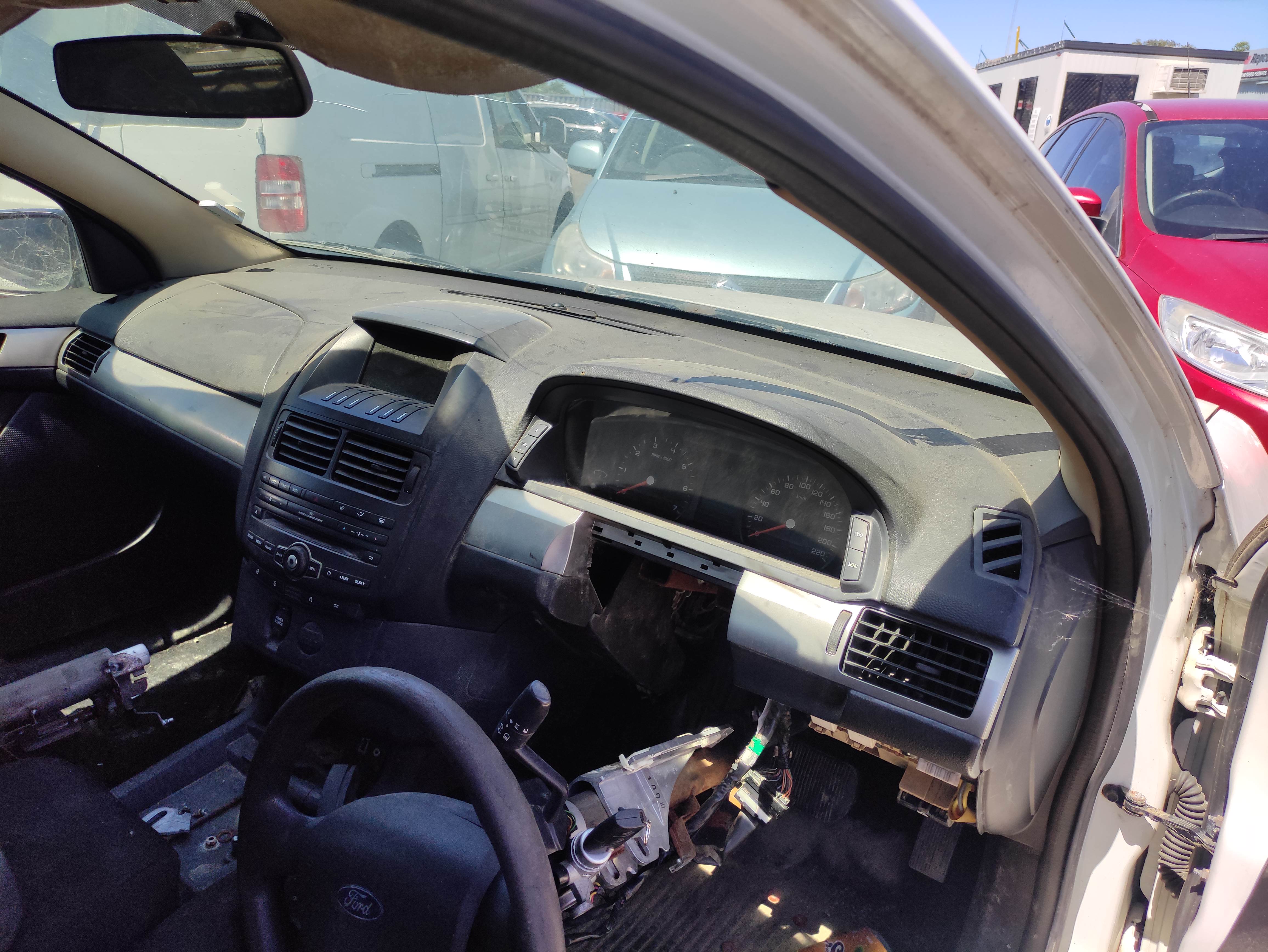 #555 FORD FALCON FG FITS 2008 TO 2014 FOR PARTS