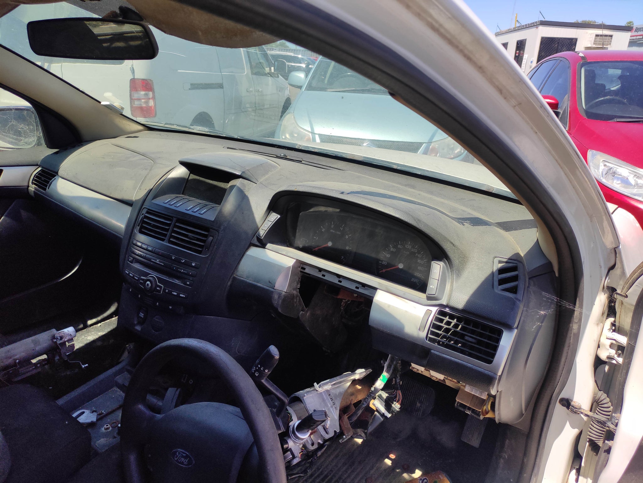 #555 FORD FALCON FG FITS 2008 TO 2014 FOR PARTS