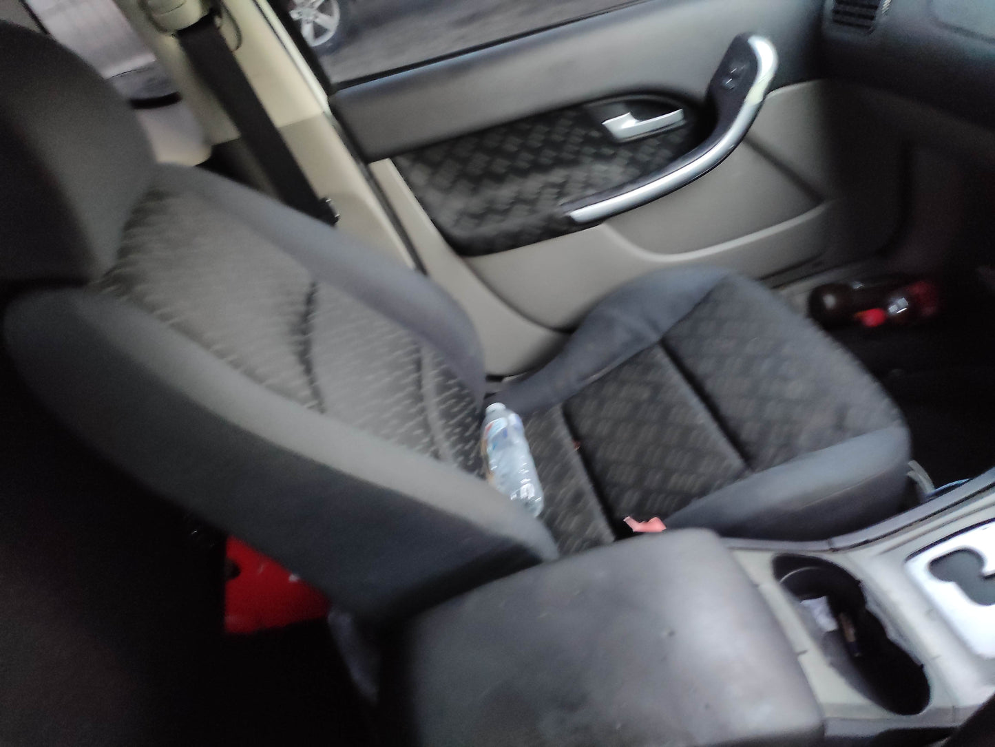 #714 FORD FALCON FITS 2005 TO 2008 FOR PARTS