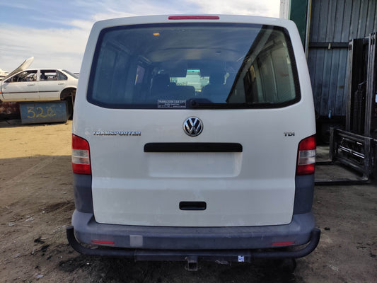 WRECKING VOLKSWAGEN KOMBI,TRANSPORTER (2010) FOR QUALITY PARTS SHIPPING AUSTRALIA WIDE