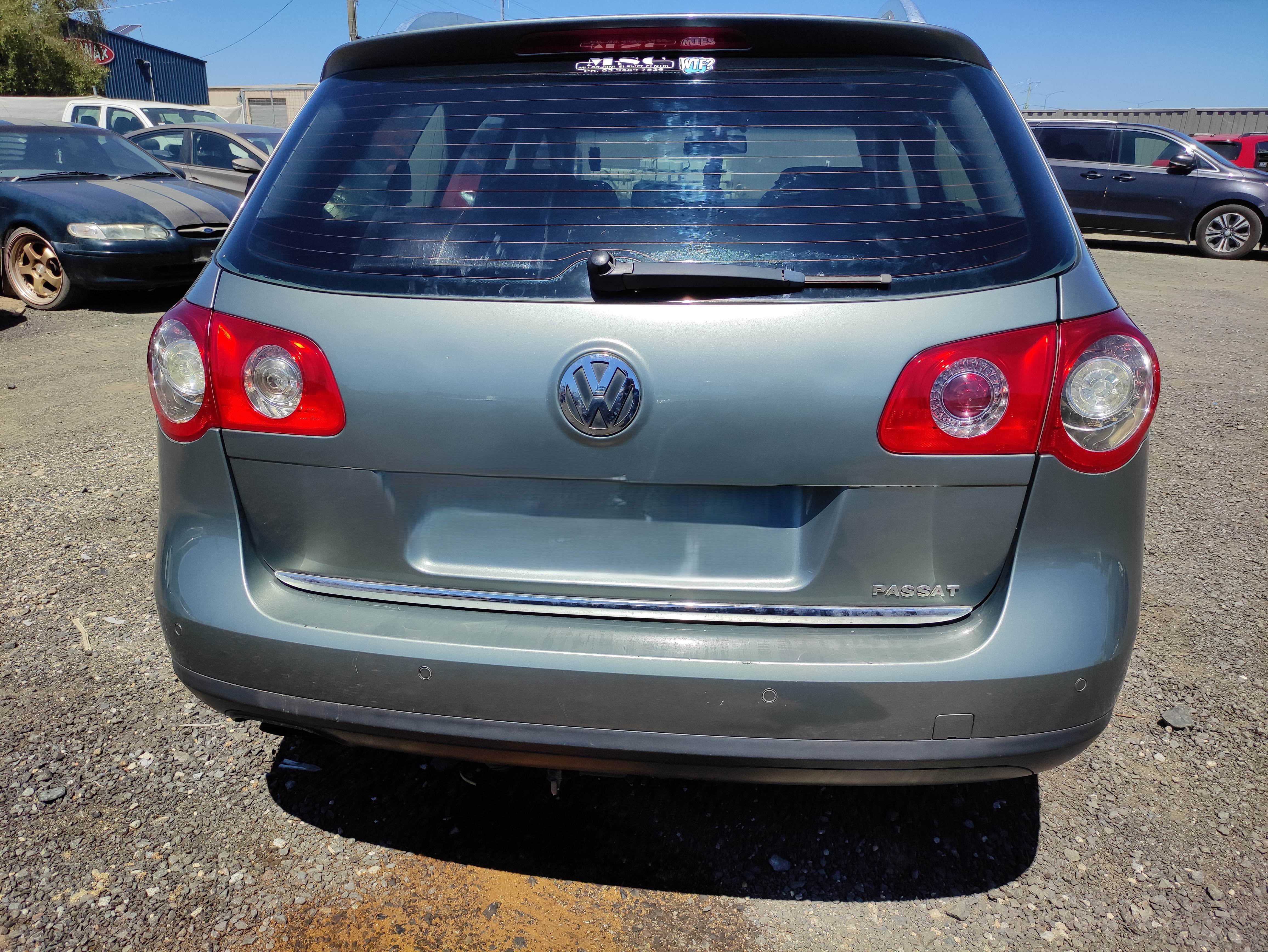 #615 VOLKSWAGEN PASSAT 2006 FOR PARTS