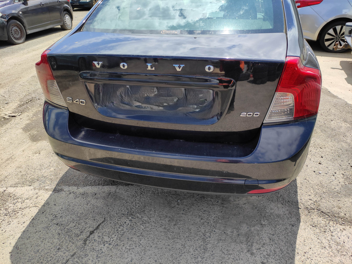 #495 VOLVO S40 2010 FOR PARTS