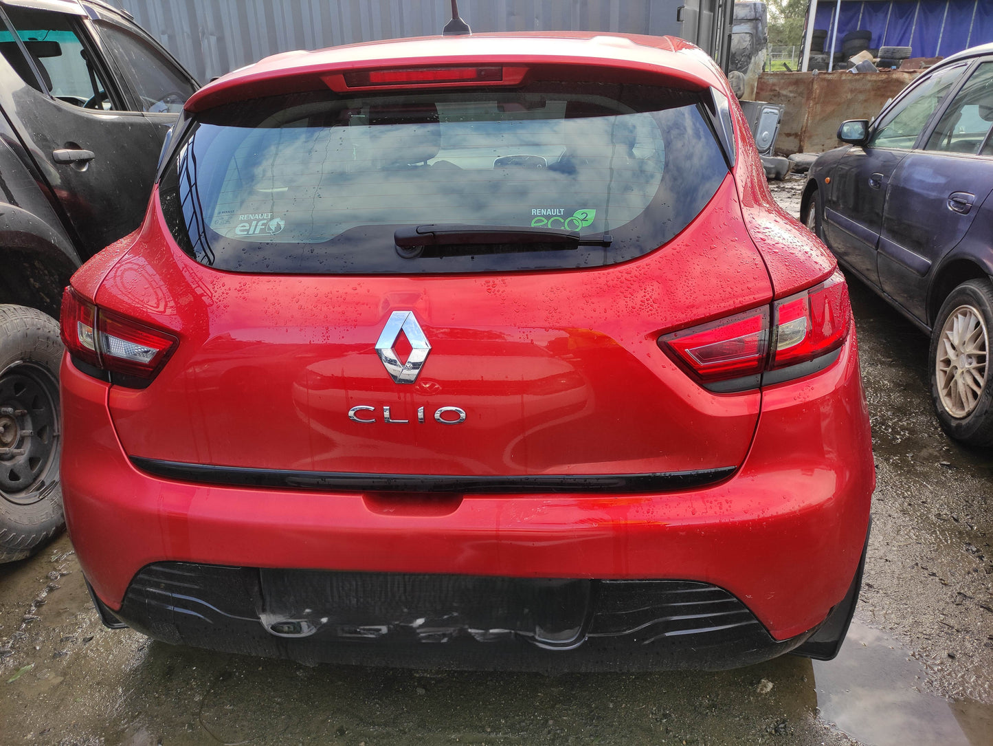 #693 RENAULT CLIO 2014 FOR PARTS