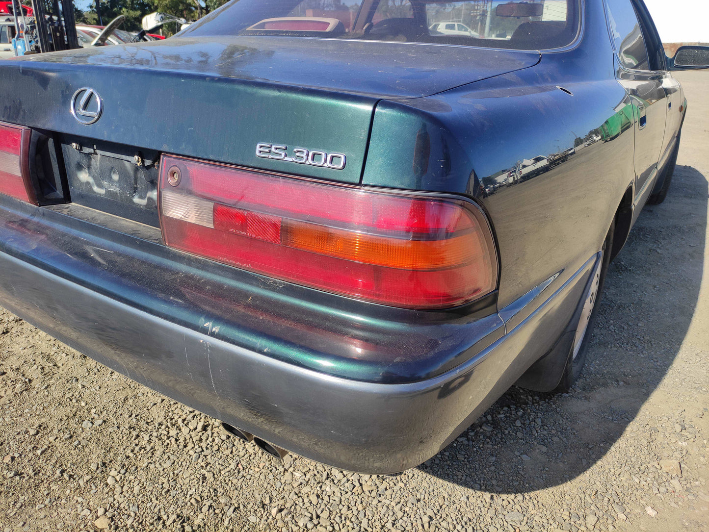 #138 LEXUS ES 1993 FOR PARTS