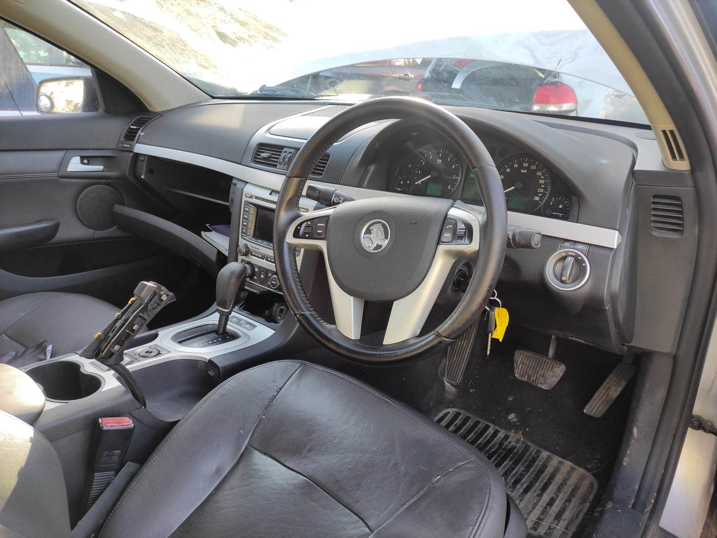 WRECKING HOLDEN COMMODORE VE (2007) FOR QUALITY PARTS SHIPPING AUSTRALIA WIDE