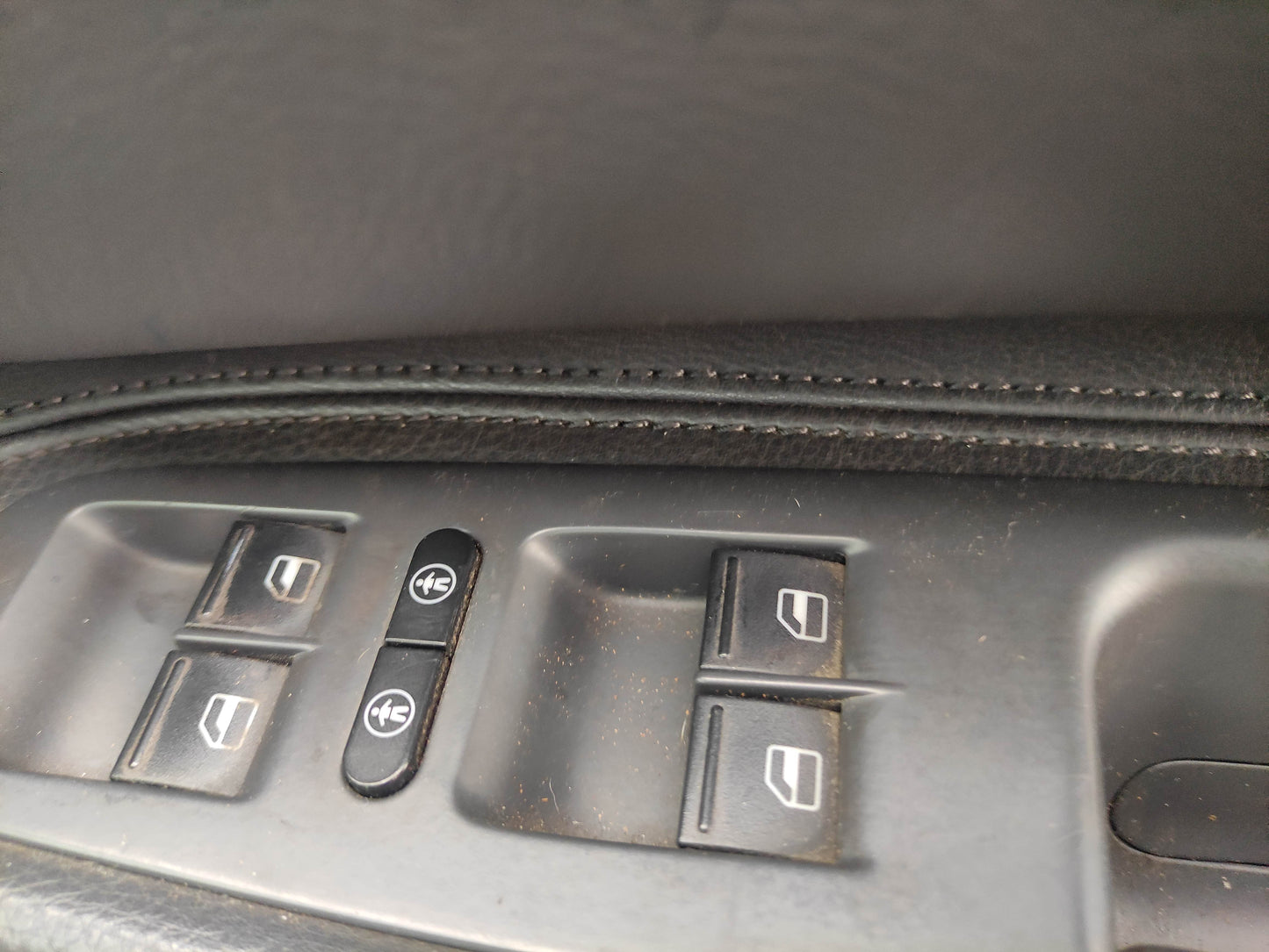 #513 VOLKSWAGEN TOUAREG  FITS 2004 TO 2010 FOR PARTS