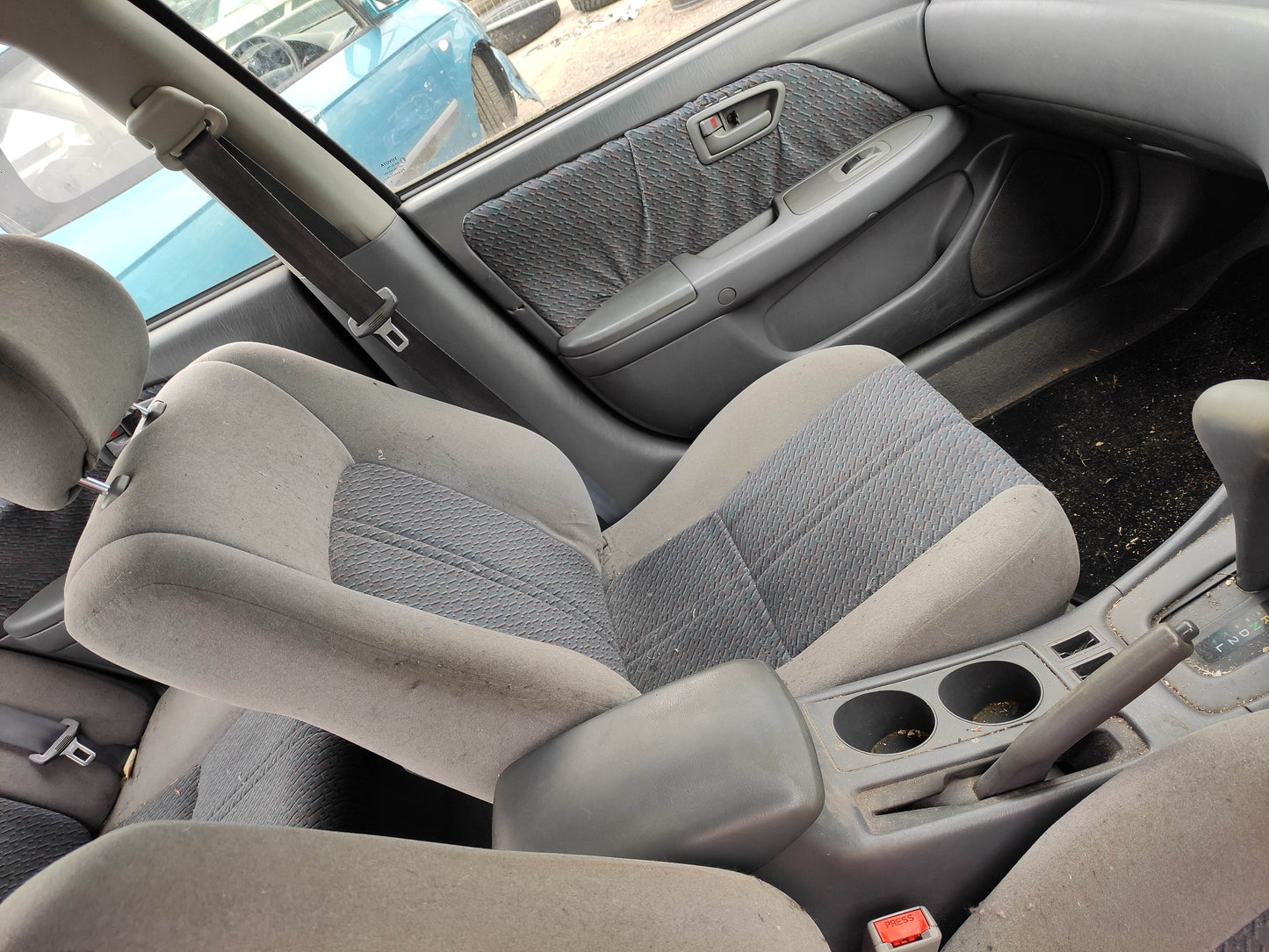 # 476 TOYOTA CAMRY 2001 FOR PARTS