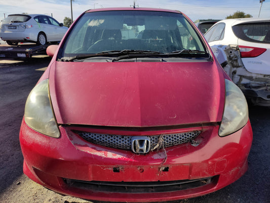 WRECKING HONDA JAZZ  (2005) FOR QUALIY PARTS SHIPPING AUSTRALIA WIDE