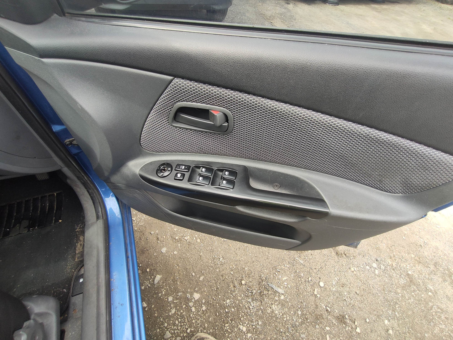 #304 KIA RIO JB 2011 FOR PARTS