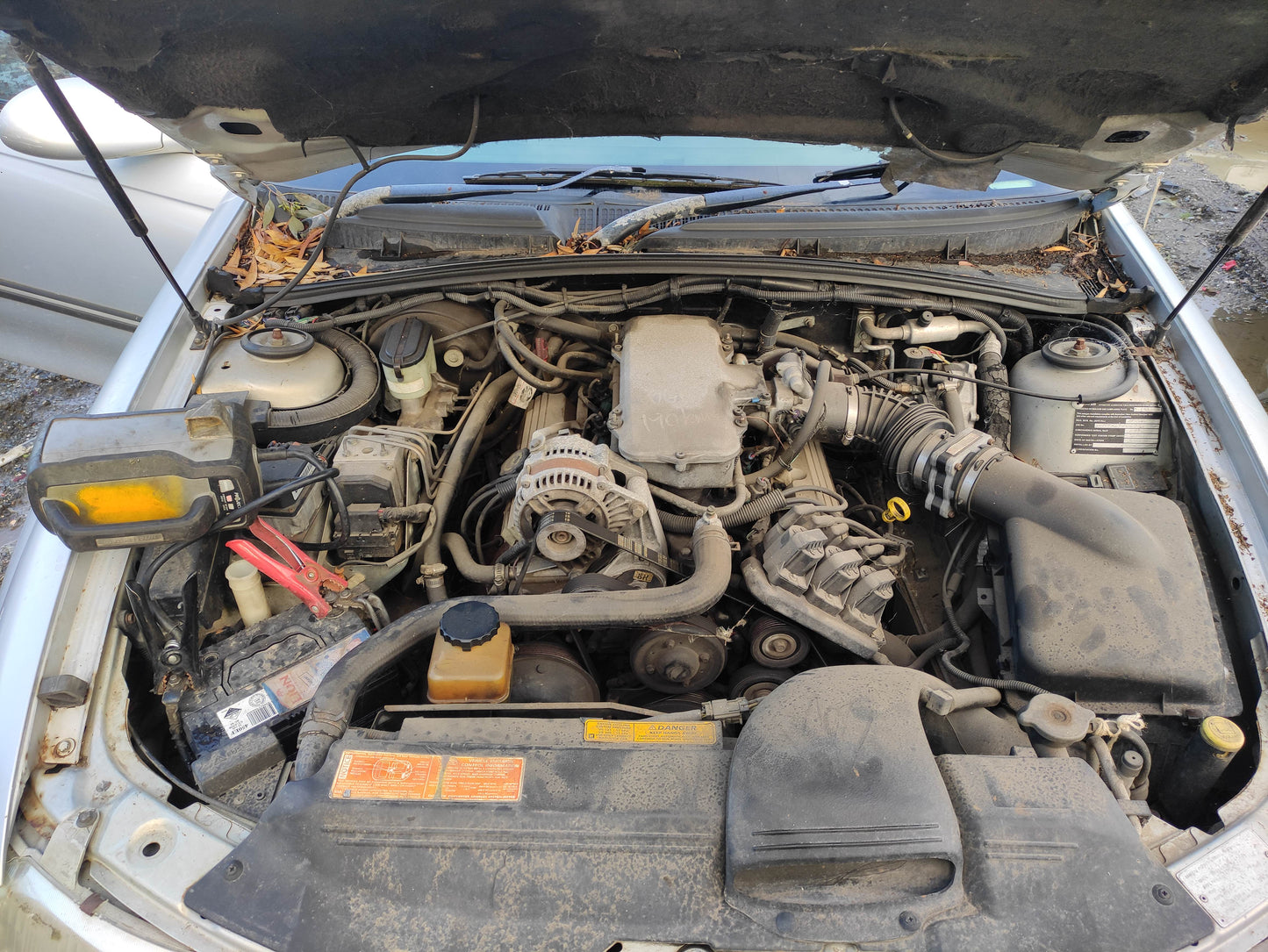 #689 HOLDEN COMMODORE 1997 FOR PARTS