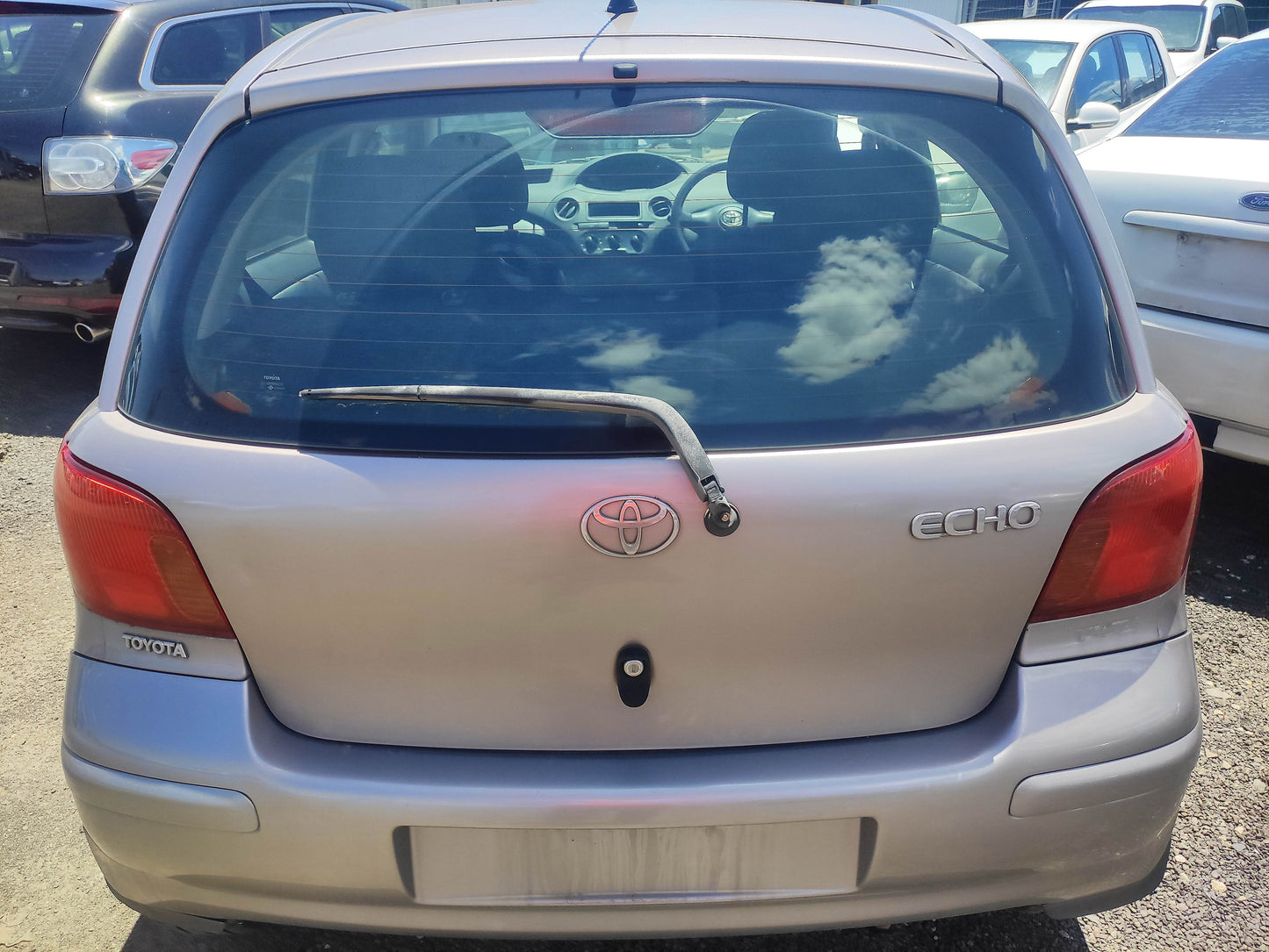 #521 TOYOTA ECHO 2003 FOR PARTS