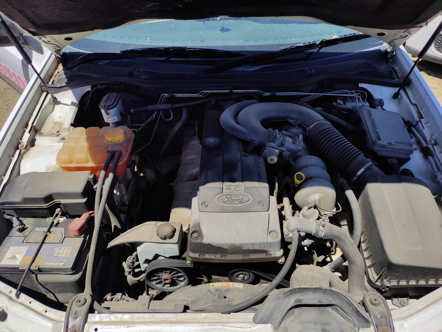 #586 FORD FALCON BF 2006 for parts