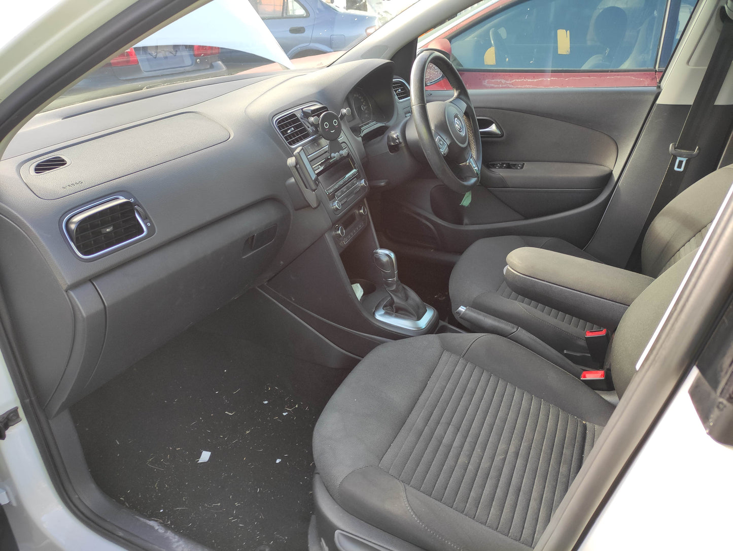 #692 VOLKSWAGEN POLO 2012 FOR PARTS