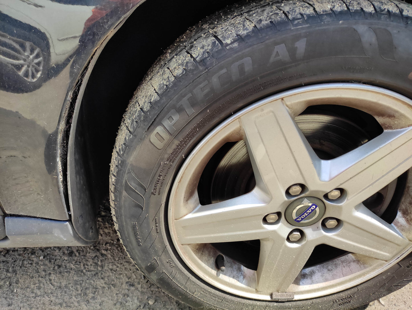 #495 VOLVO S40 2010 FOR PARTS