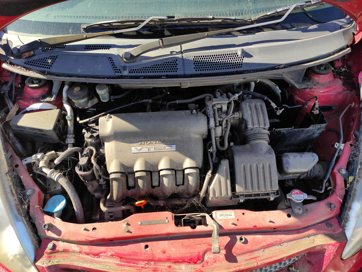 WRECKING HONDA JAZZ  (2005) FOR QUALIY PARTS SHIPPING AUSTRALIA WIDE