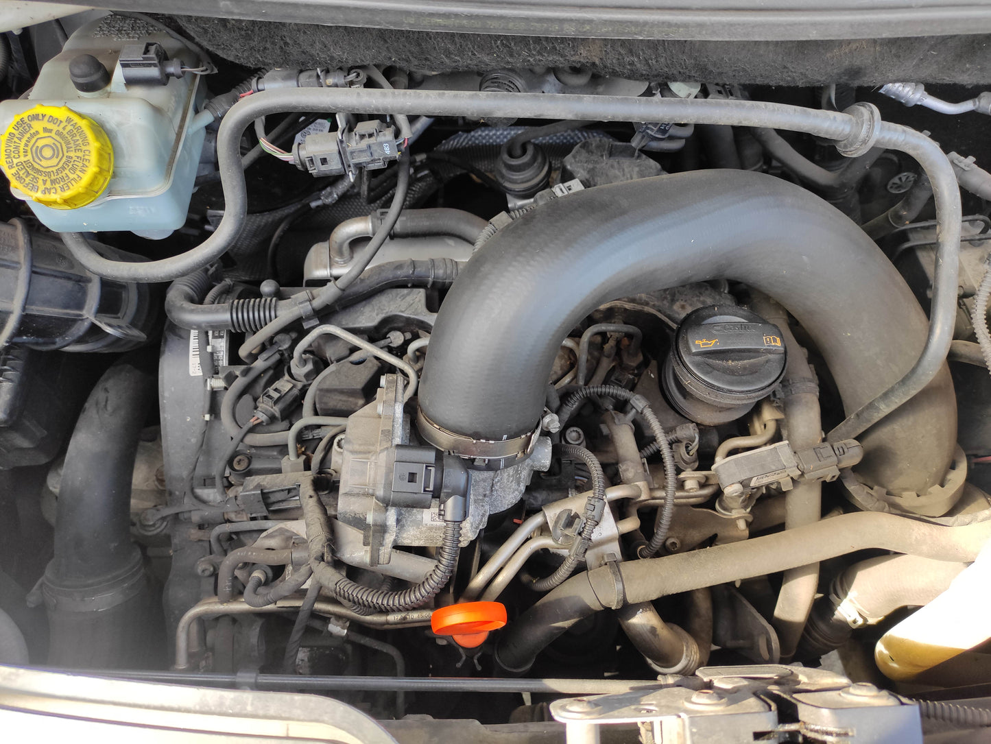 WRECKING VOLKSWAGEN KOMBI,TRANSPORTER (2010) FOR QUALITY PARTS SHIPPING AUSTRALIA WIDE