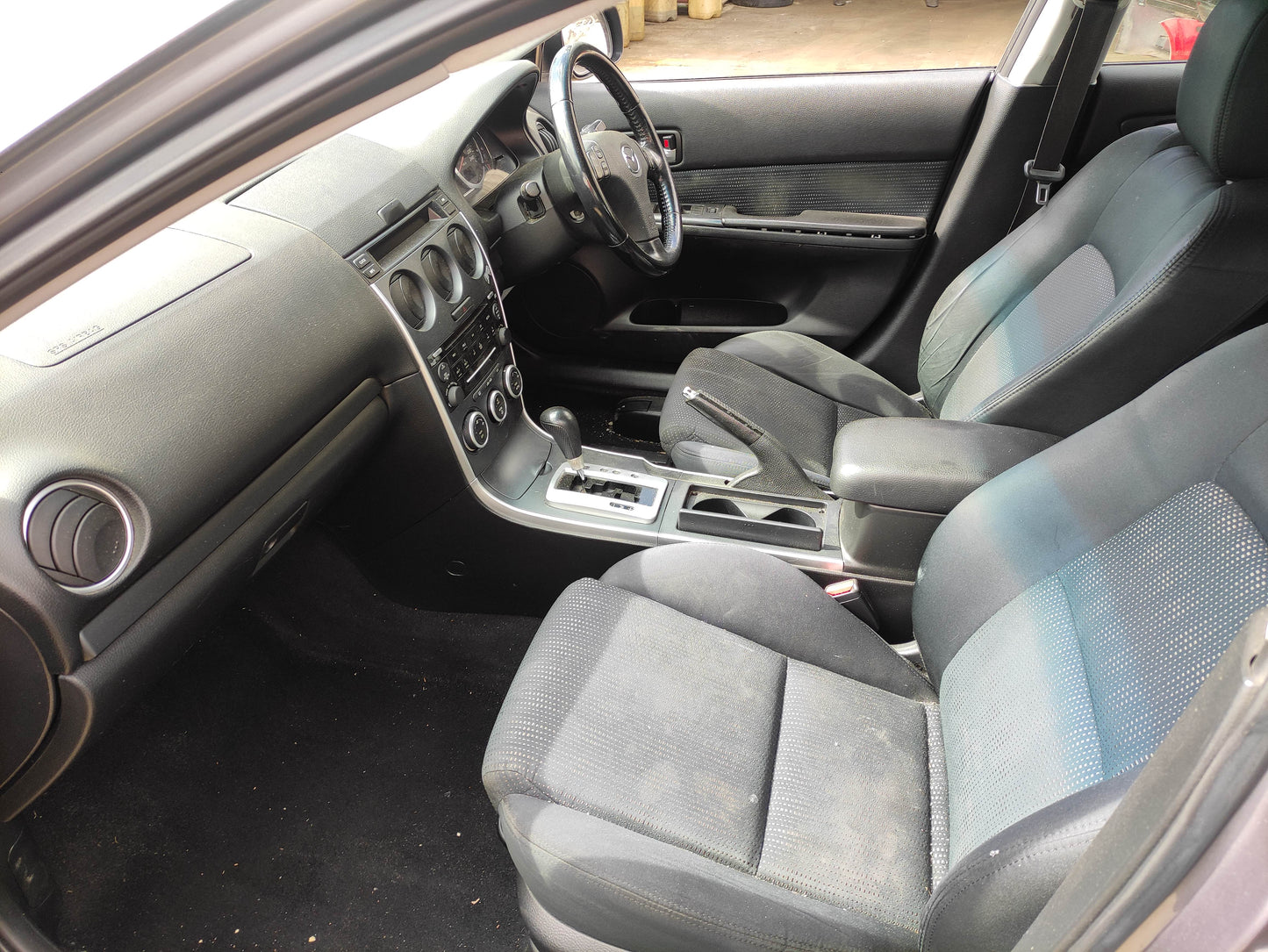 #572 MAZDA 6 2006 FOR PARTS