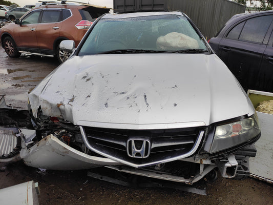 #676 HONDA ACCORD CL 2004 FOR PARTS