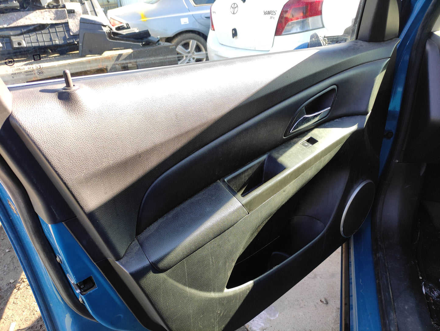 WRECKING HOLDEN CRUZE JH 2012 FOR QUALITY PARTS SHIPPING AUSTRALIA WIDE