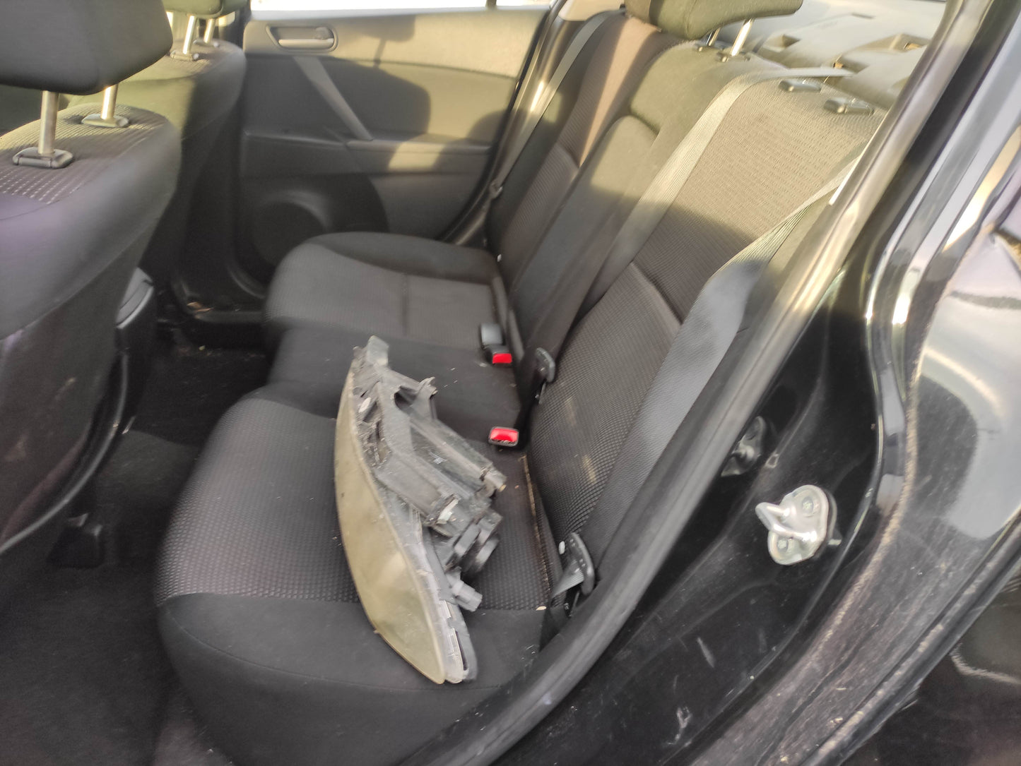 #700 Mazda 3 2012 FOR PARTS