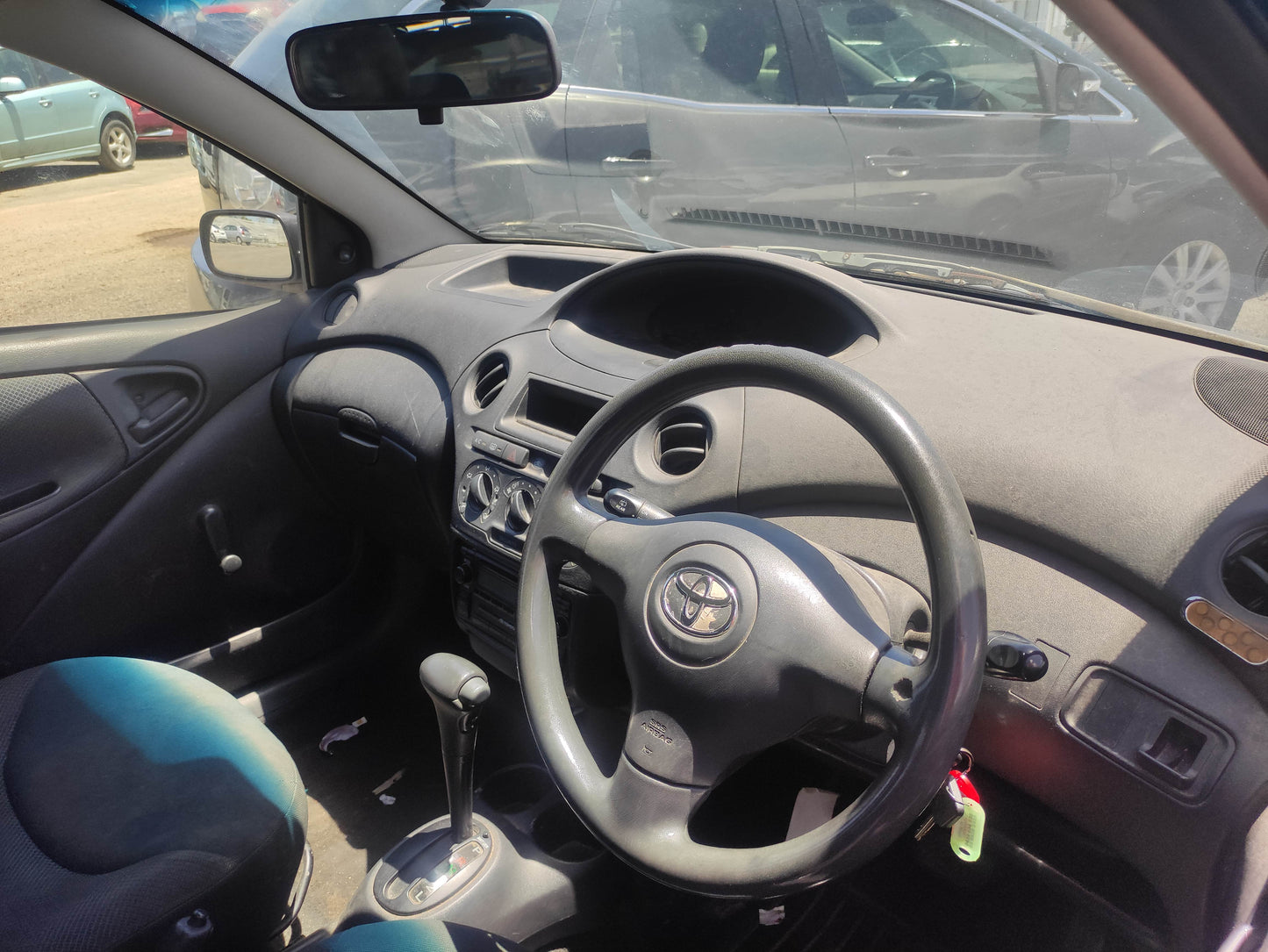 #521 TOYOTA ECHO 2003 FOR PARTS