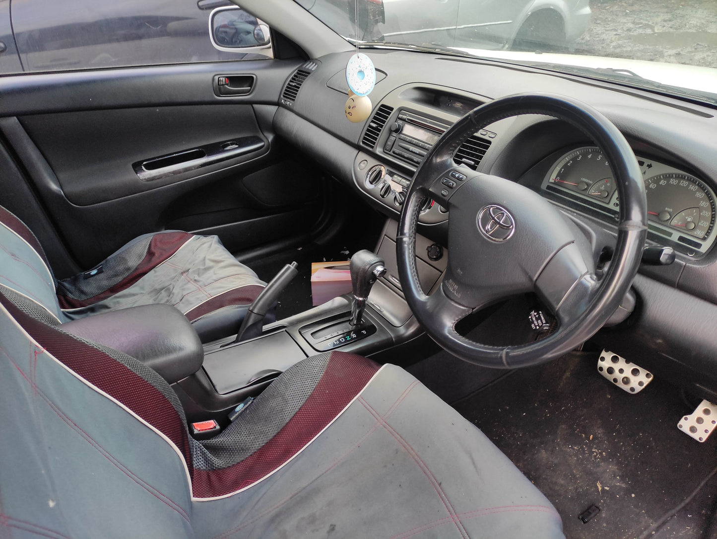 #708 TOYOTA CAMRY 2004 FOR PARTS