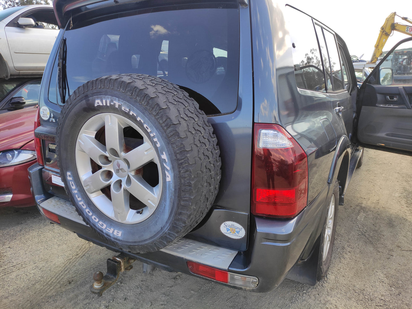 #458 MITSUBISHI  PAJERO ()2005