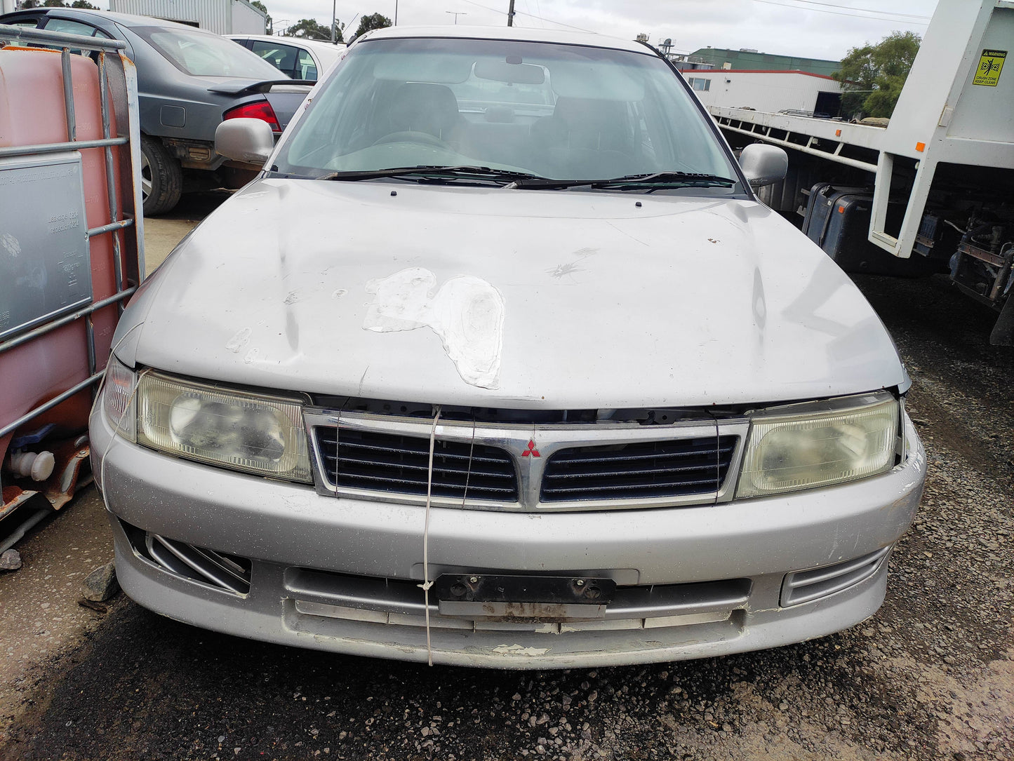 WRECKING MITSUBISHI LANCER  (PAINT RT) FITS 1995 TO 2003 [STOCK NO #620]