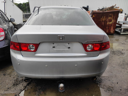 #676 HONDA ACCORD CL 2004 FOR PARTS