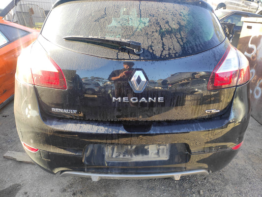 WRECKING RENAULT MEGANE FITS 2013 TO 2018 [STOCK NO #622]