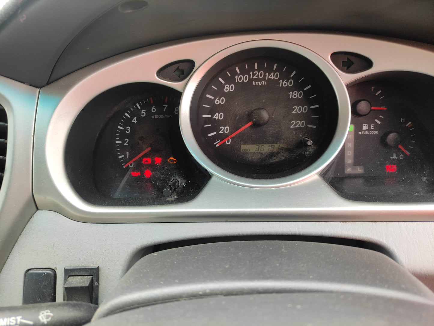 #463 TOYOTA KLUGER 2004 FOR PARTS