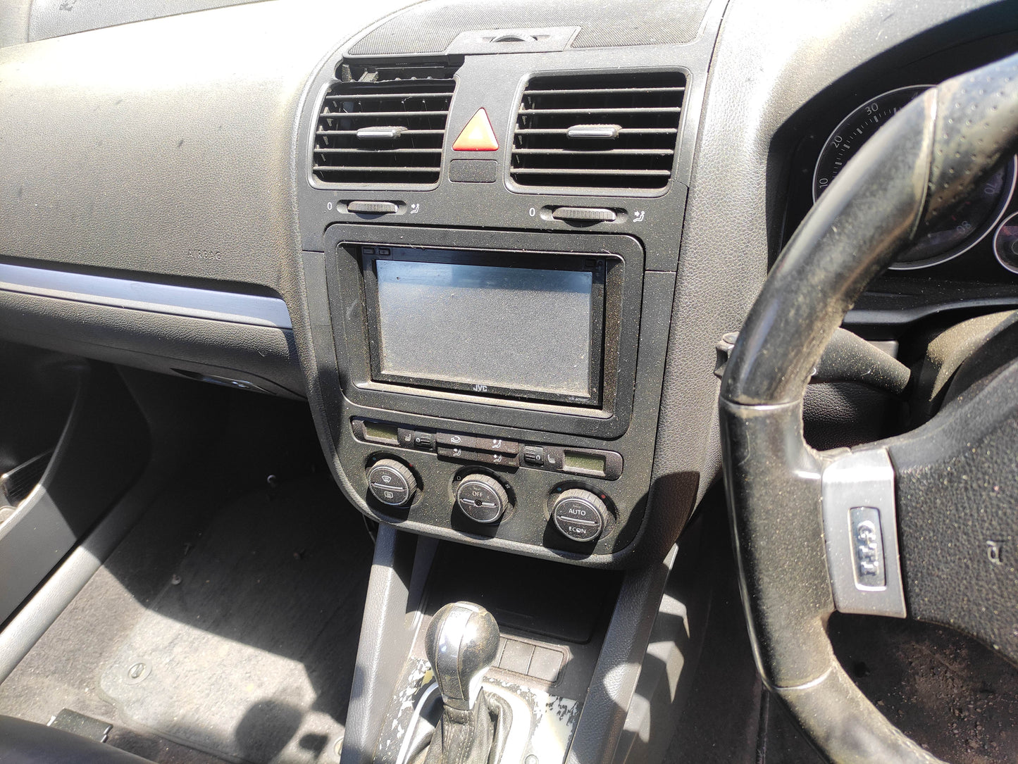 #573 VOLKSWAGEN GOLF 2007 FOR PARTS