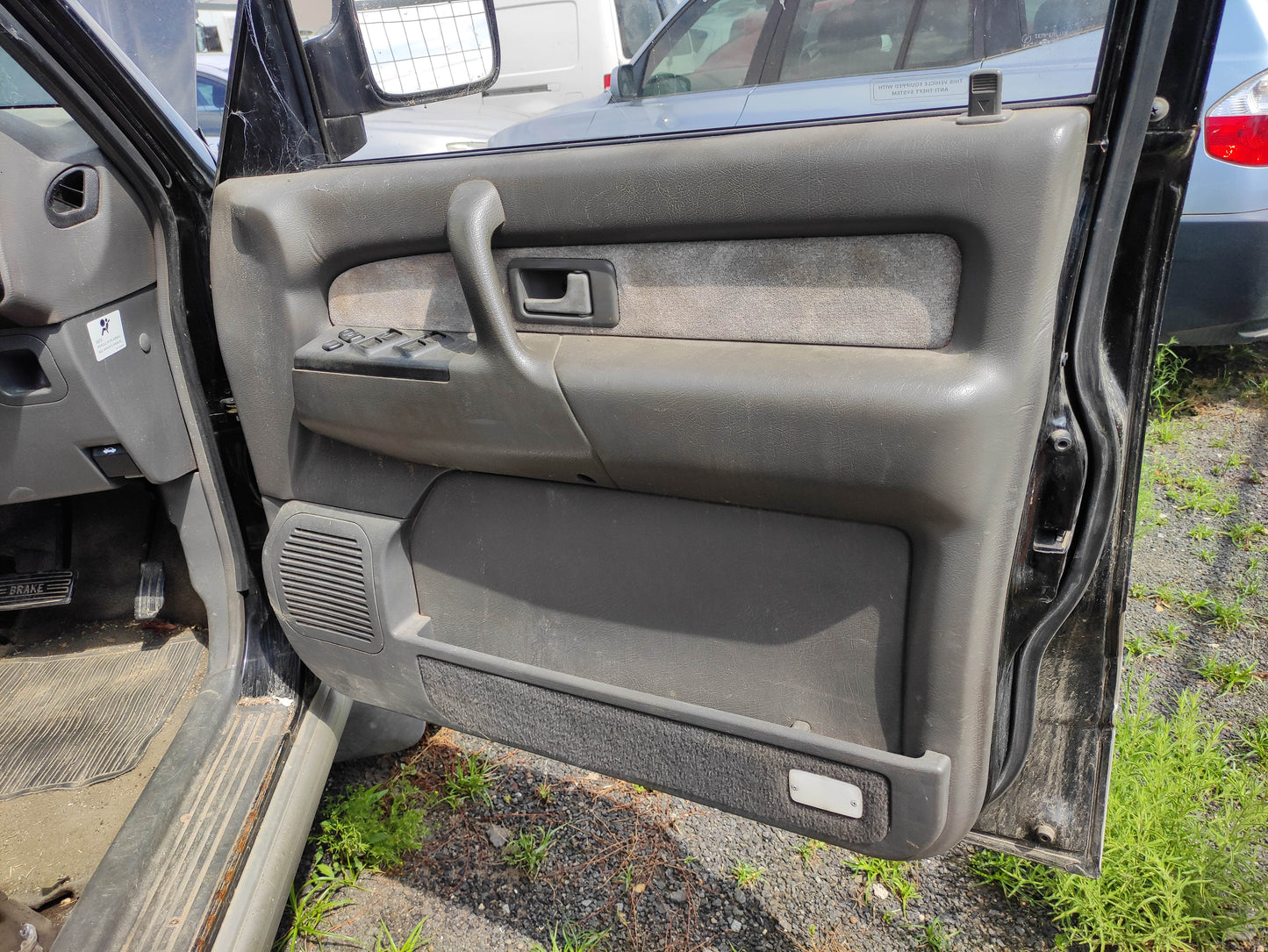 WRECKING HOLDEN JACKAROO MONTEREY (COLOR 774) FITS 1998 TO 2004 [STOCK NO #619]