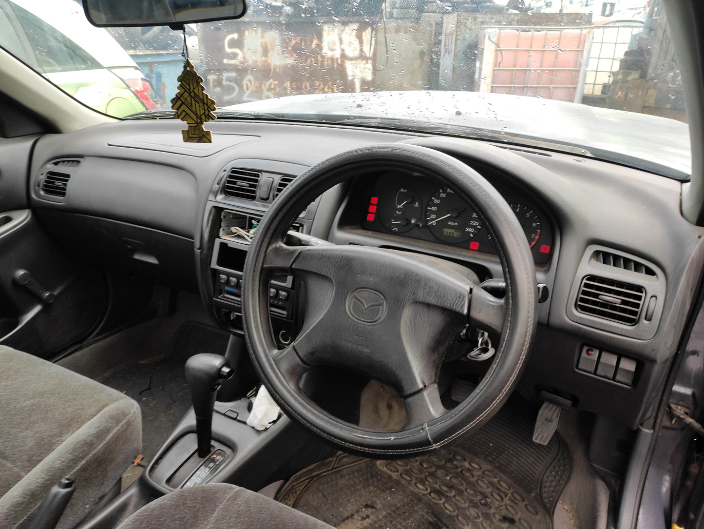 #694 MAZDA 626 1999 FOR PARTS