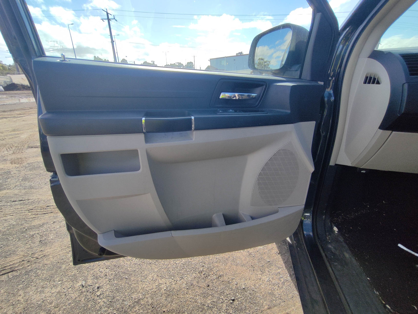 #134 CHRYSLER GRAND VOYAGER2013 FOR PARTS