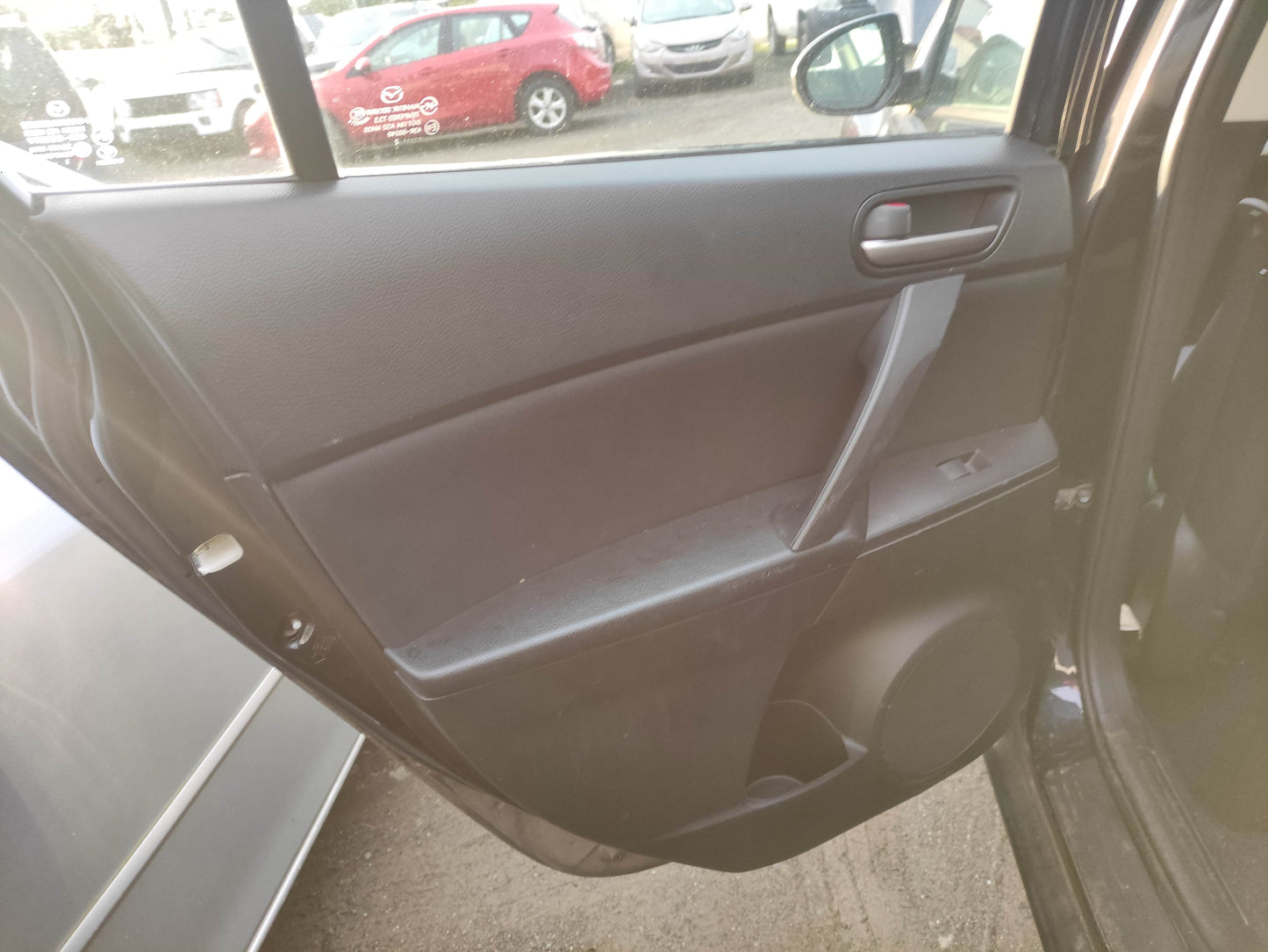 #700 Mazda 3 2012 FOR PARTS