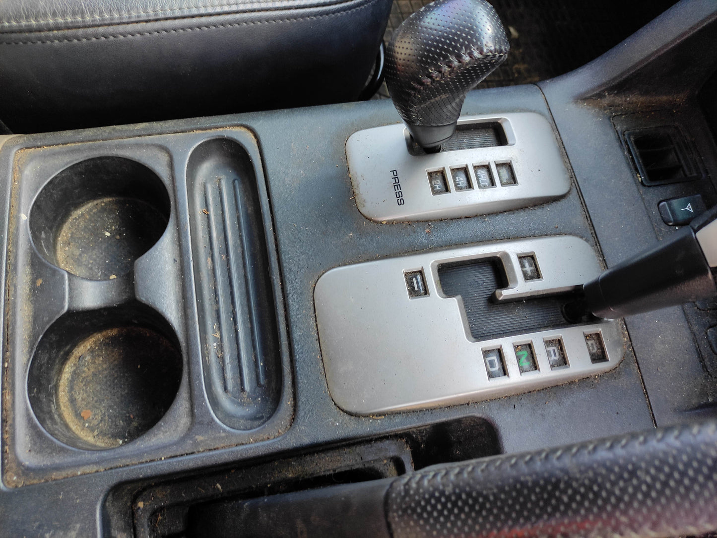 #458 MITSUBISHI  PAJERO ()2005