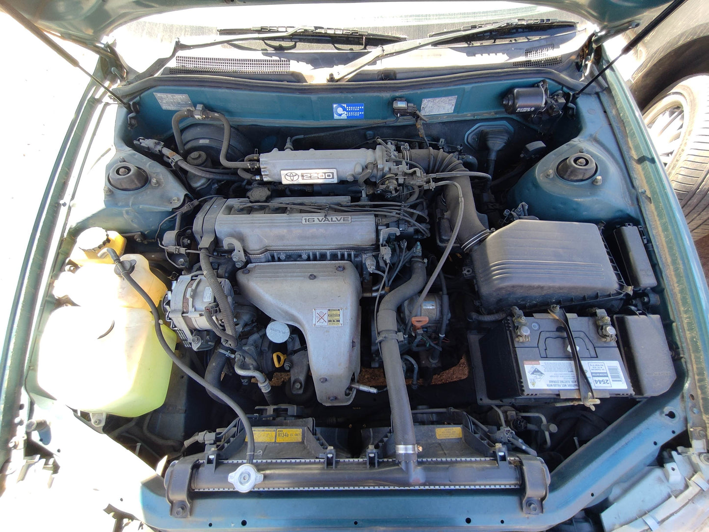 #588 TOYOTA CAMRY 1994 FOR PARTS