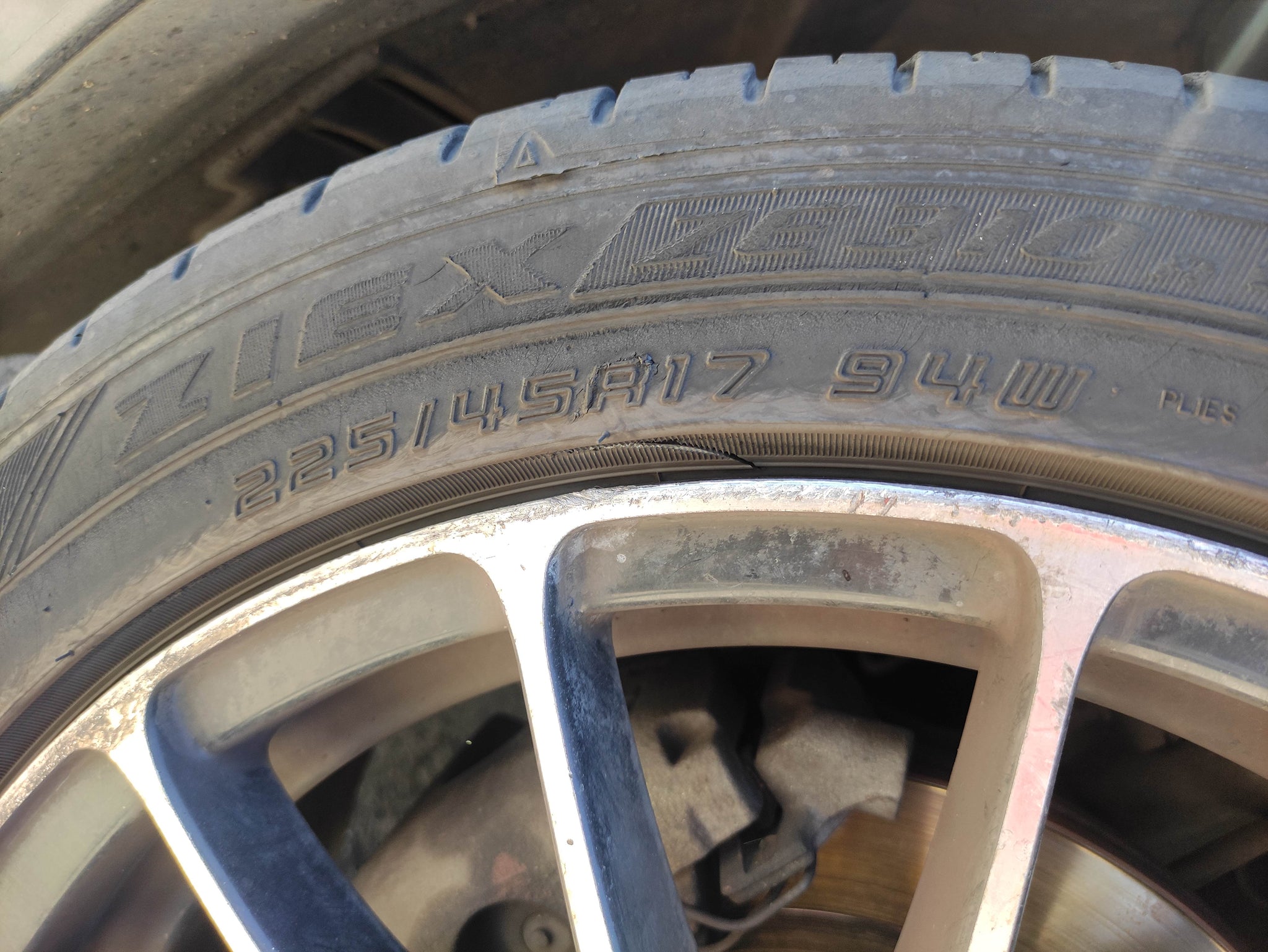 #556 MAZDA 3 FITS 2003 TO 2009 FOR PARTS