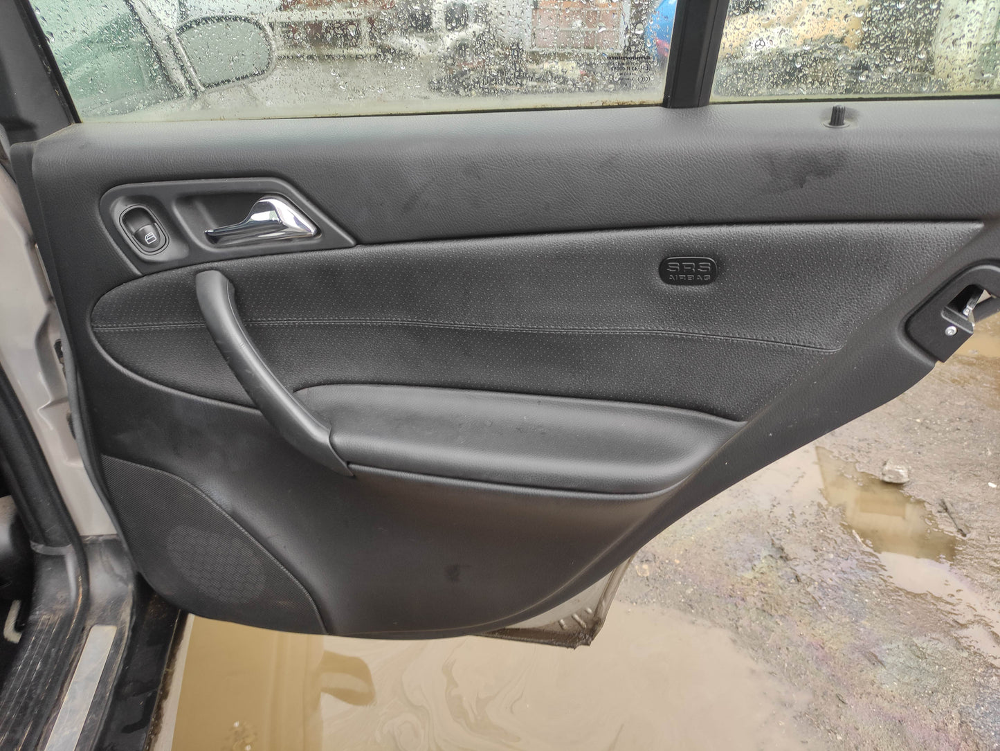 MERCEDES BENZ C180 2007 FOR PARTS