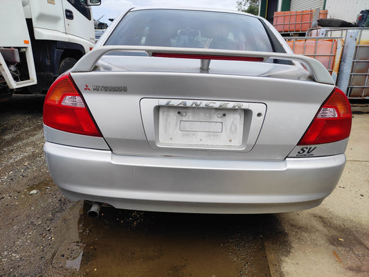 WRECKING MITSUBISHI LANCER  (PAINT RT) FITS 1995 TO 2003 [STOCK NO #620]