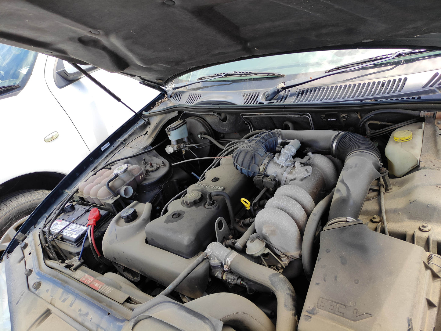 #496 FORD FALCON 1997 FOR PARTS
