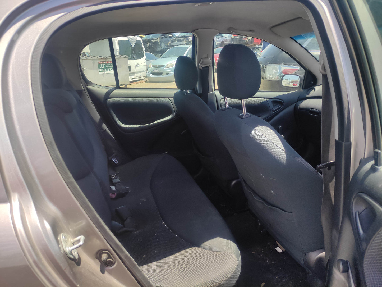 #521 TOYOTA ECHO 2003 FOR PARTS